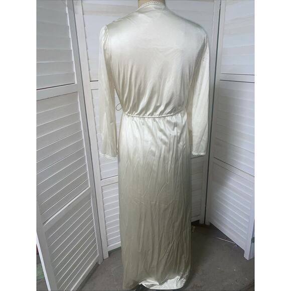 Vintage 2 Piece Vanity Fair Nightgown Peignoir Robe Set Nylon Cream Small - Picture 5 of 11